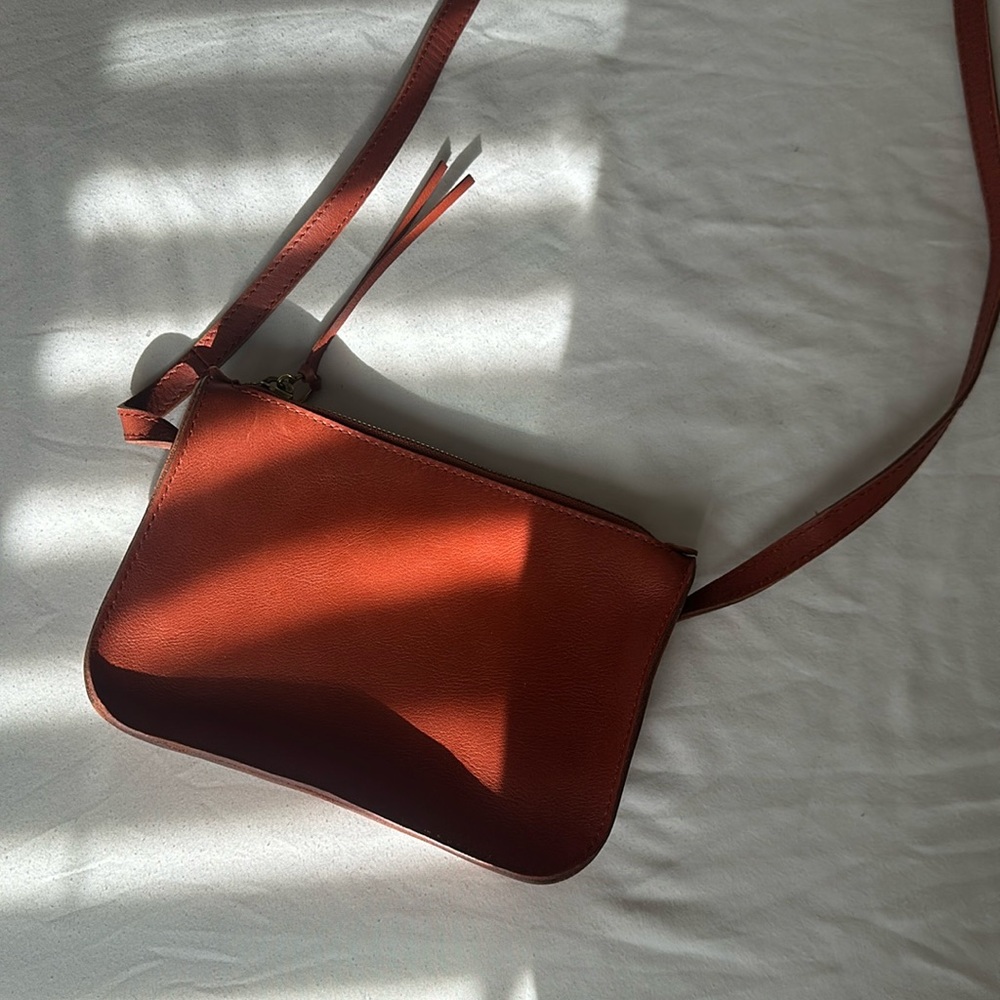 MADEWELL LEATHER PURSE w/ tags